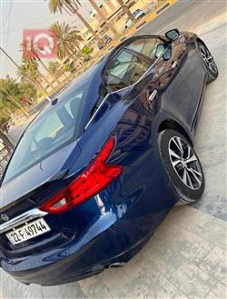 Nissan Maxima